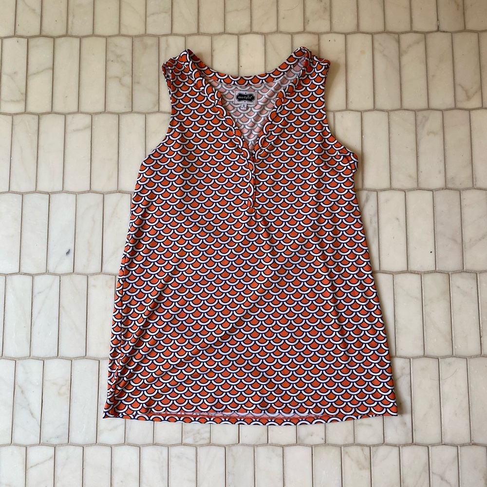 Flowy, v-neck women’s tank top